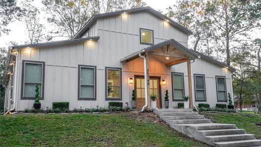 Splendora 2-story, 4-bed 25740 Lakeshore Drive-idx