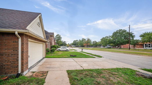Spring 1-story, 3-bed 26009 Cypresswood Drive-idx