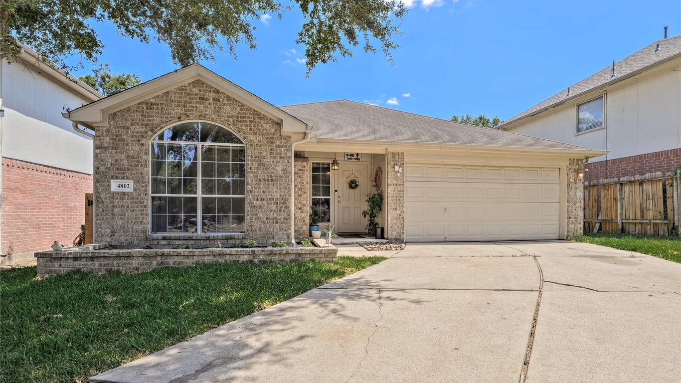Spring 1-story, 3-bed 4802 S Fairfax Village Circle-idx