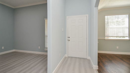 Spring 1-story, 3-bed 25142 Pepper Ridge Lane-idx