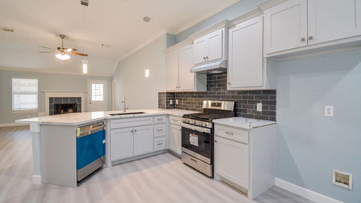 Spring 1-story, 3-bed 25142 Pepper Ridge Lane-idx