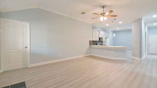 Spring 1-story, 3-bed 25142 Pepper Ridge Lane-idx