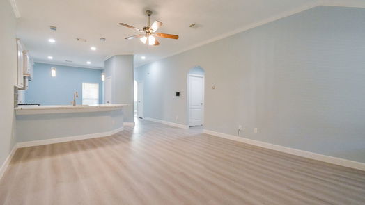 Spring 1-story, 3-bed 25142 Pepper Ridge Lane-idx