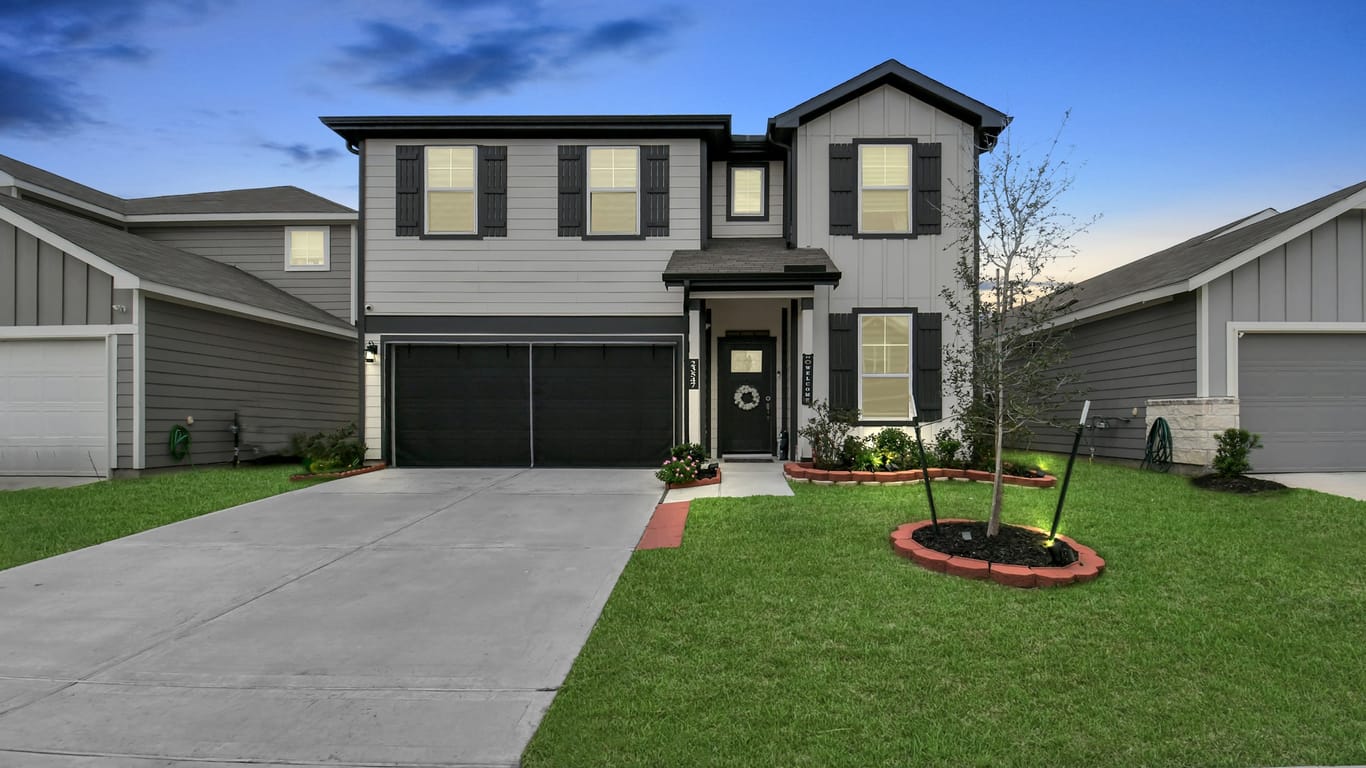 Spring 2-story, 4-bed 23547 Wrexham Street-idx
