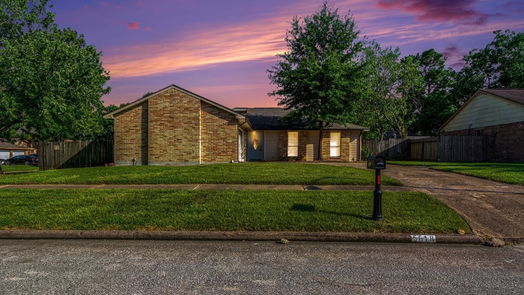 Spring null-story, 4-bed 5618 Bridgegate Drive-idx