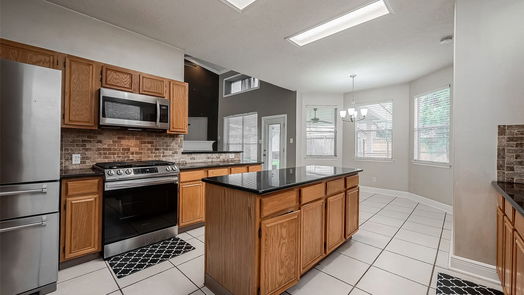 Spring 2-story, 4-bed 24015 Spring Oak Drive-idx