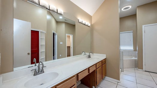 Spring 2-story, 4-bed 24015 Spring Oak Drive-idx