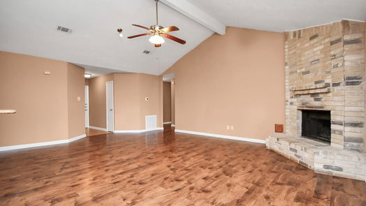 Spring null-story, 3-bed 24030 Farm Hill Rd Road-idx