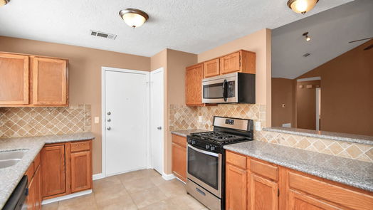 Spring null-story, 3-bed 24030 Farm Hill Rd Road-idx