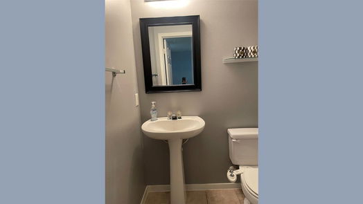 Spring 2-story, 3-bed 903 Pinecreek Point Ct Court-idx