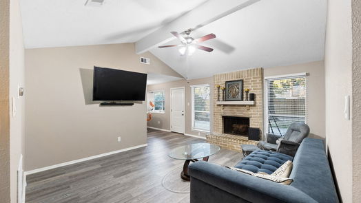 Spring null-story, 4-bed 4551 Algernon Drive-idx