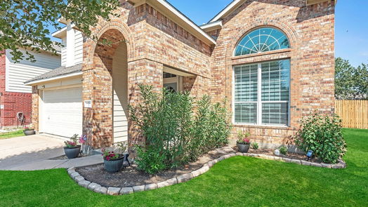 Tomball 2-story, 3-bed 20110 Glacier Falls Drive-idx
