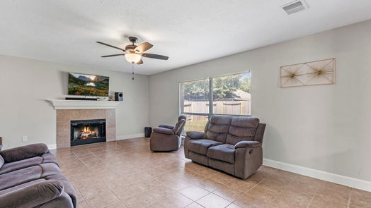 Tomball 2-story, 3-bed 20110 Glacier Falls Drive-idx