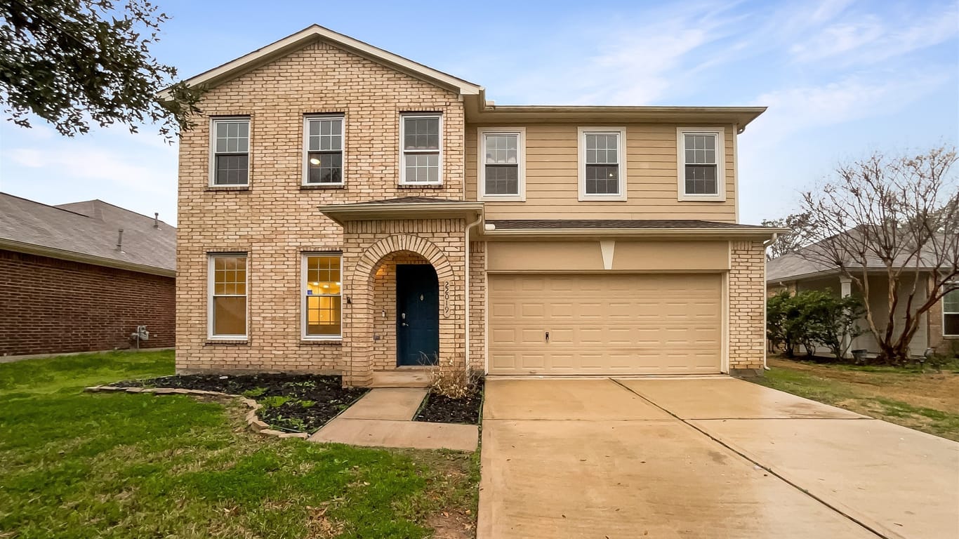 Tomball 2-story, 3-bed 22019 Willow Shadows Drive-idx
