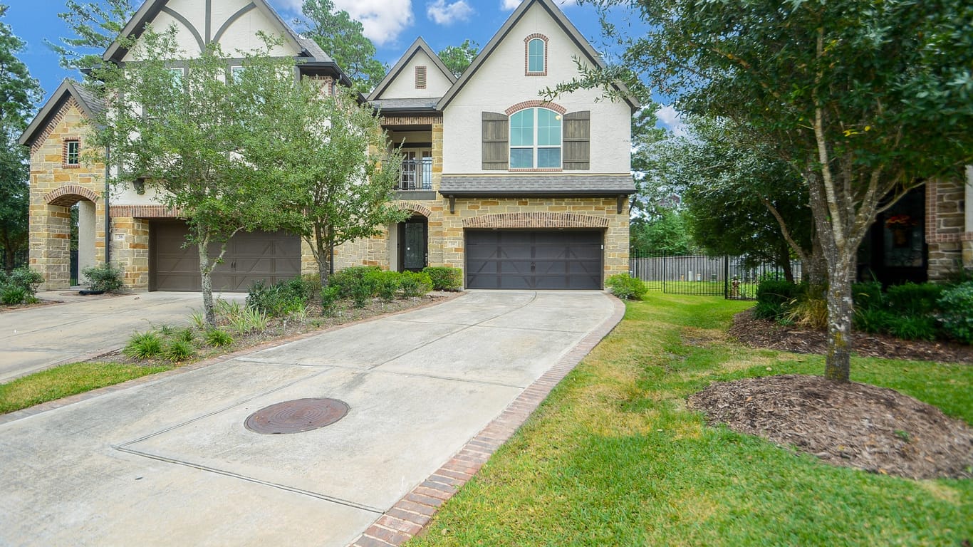 Tomball 2-story, 3-bed 34 Jonquil Place-idx