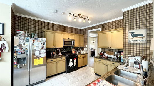 Tomball 2-story, 4-bed 8715 Willow Grove Drive-idx