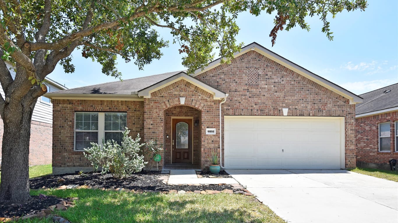 Tomball 1-story, 3-bed 18850 Lantern Cove Lane-idx