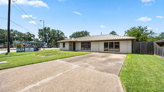Tomball 1-story, 3-bed 200 Baker Drive-idx