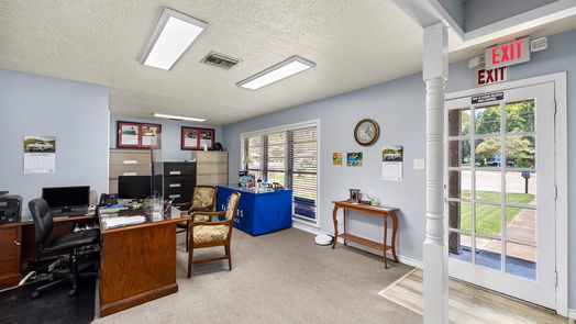Tomball 1-story, 3-bed 200 Baker Drive-idx