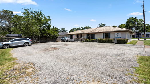 Tomball 1-story, 3-bed 200 Baker Drive-idx