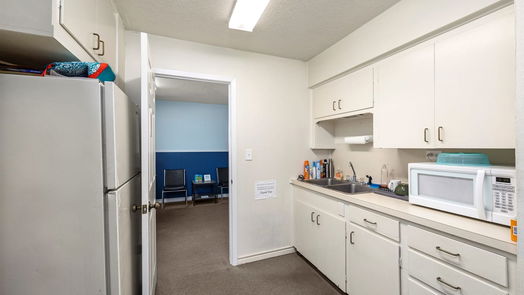 Tomball 1-story, 3-bed 200 Baker Drive-idx