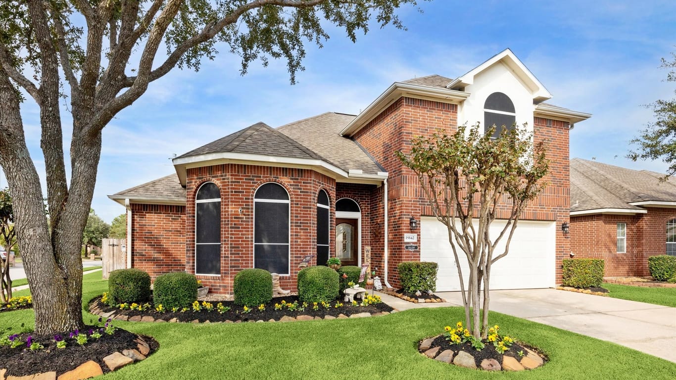 Tomball 2-story, 3-bed 19142 Crescent Pass Drive-idx