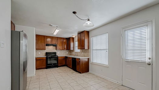 Tomball 2-story, 4-bed 8615 Sorrel Meadows Drive-idx