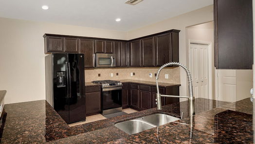 Tomball 2-story, 4-bed 12931 Taper Reach Drive-idx