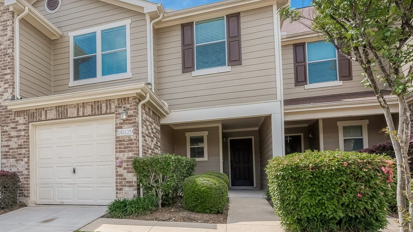 Tomball 2-story, 3-bed 16129 Sweetwater Fields Lane-idx