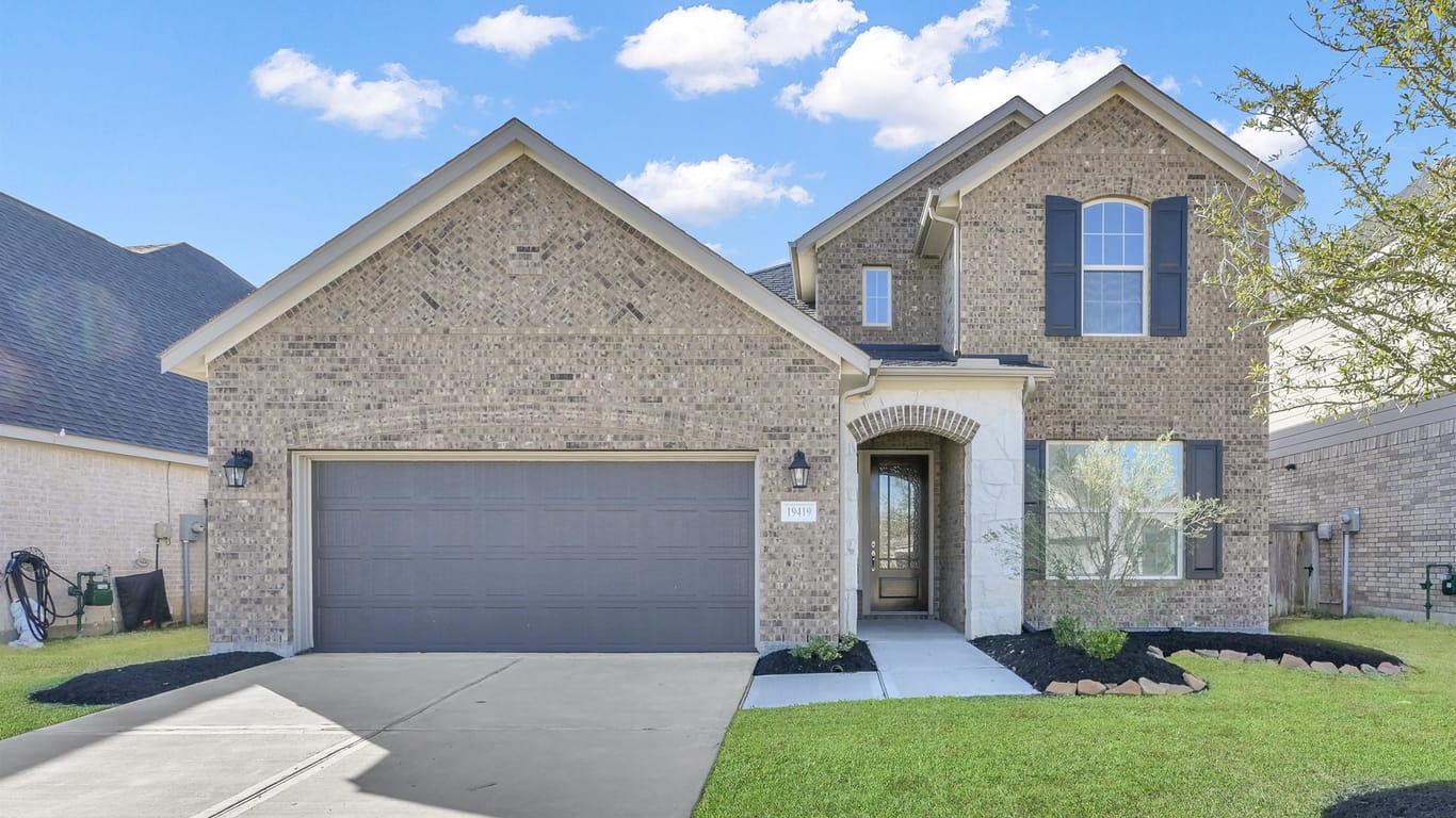 Tomball 2-story, 4-bed 19419 Canter Field Court-idx