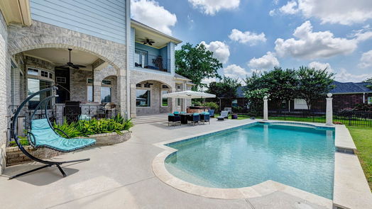 Tomball 2-story, 5-bed 19715 Lake Stone Court-idx