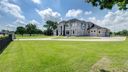 Tomball 2-story, 5-bed 19715 Lake Stone Court-idx