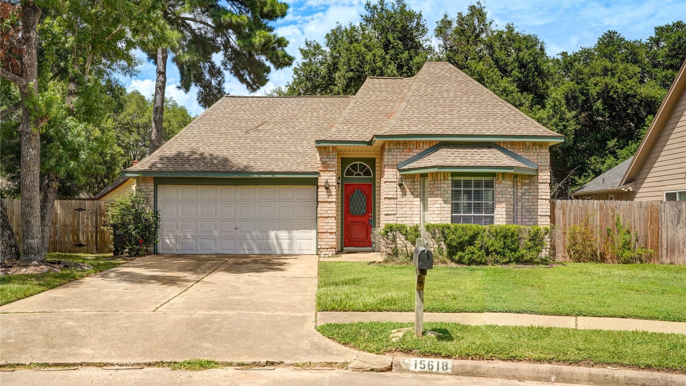 Tomball 1-story, 3-bed 15618 Winspring Court-idx