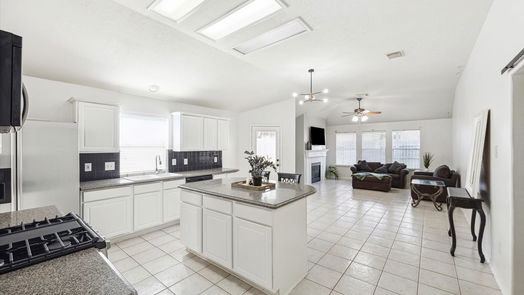 Tomball 1-story, 4-bed 17547 Forest Vine Court-idx