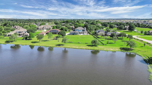 Tomball 2-story, 5-bed 19715 Lake Stone Court-idx