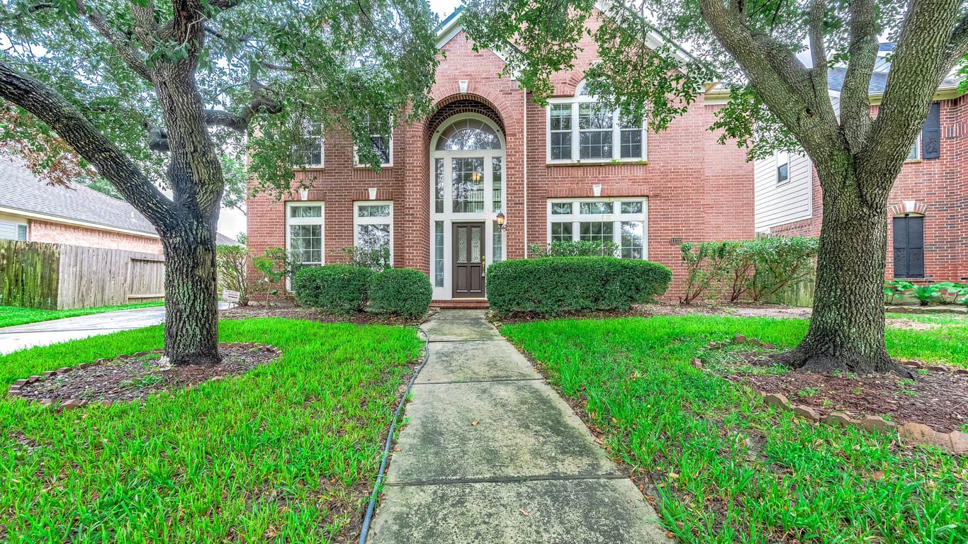 Tomball 2-story, 4-bed 11315 Frost River Court-idx