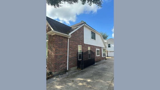 Tomball 2-story, 6-bed 16127 Castlegrove Court-idx