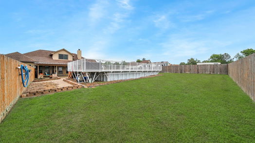 Willis 2-story, 4-bed 11457 Oak Springs Drive-idx
