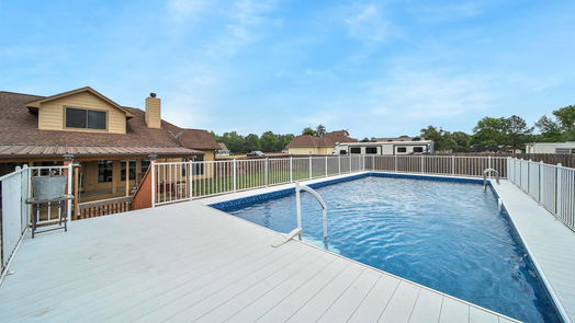 Willis 2-story, 4-bed 11457 Oak Springs Drive-idx