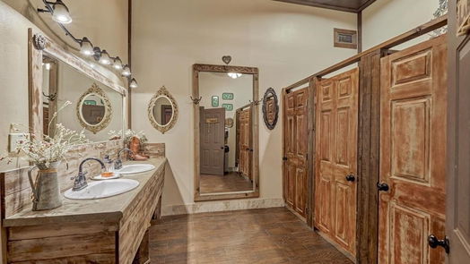 Willis null-story, 7-bed 13629 Rose Road Road-idx