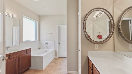 Spring 1-story, 3-bed 7326 Lyndhurst Village Lane-idx