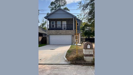 Spring 2-story, 3-bed 17501 Deer Creek Drive-idx
