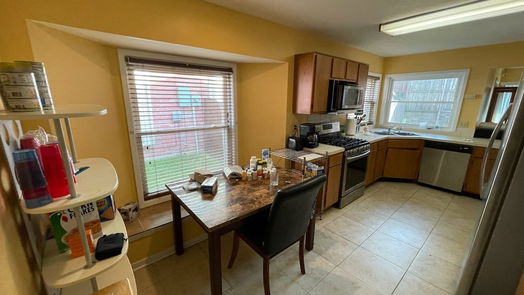 Spring 1-story, 3-bed 7411 Creekfield Drive-idx