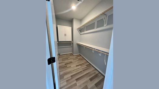 Spring 2-story, 3-bed 17501 Deer Creek Drive-idx