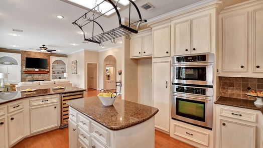 Spring 2-story, 4-bed 5510 Westbrook Oaks Way-idx