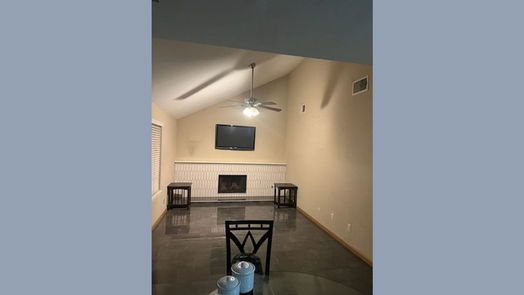 Spring 2-story, 3-bed 9226 Palm Shores Drive-idx