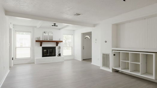 Spring 2-story, 4-bed 17707 Windy Point Drive-idx