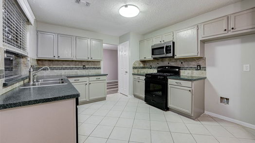 Spring 2-story, 3-bed 8807 Village Hills Drive-idx