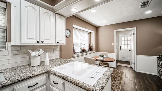 Spring 1-story, 3-bed 7818 Heathrow Lane-idx