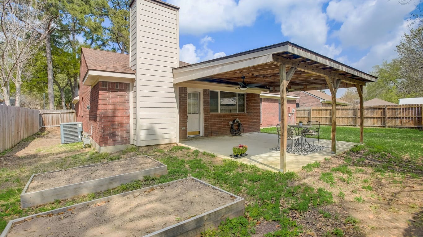 Spring 1-story, 3-bed 9419 Bayou Bluff Drive-idx